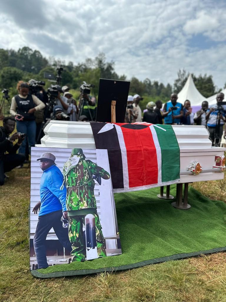 You were saying goodbye: Mother recalls slain mask vendor’s final call