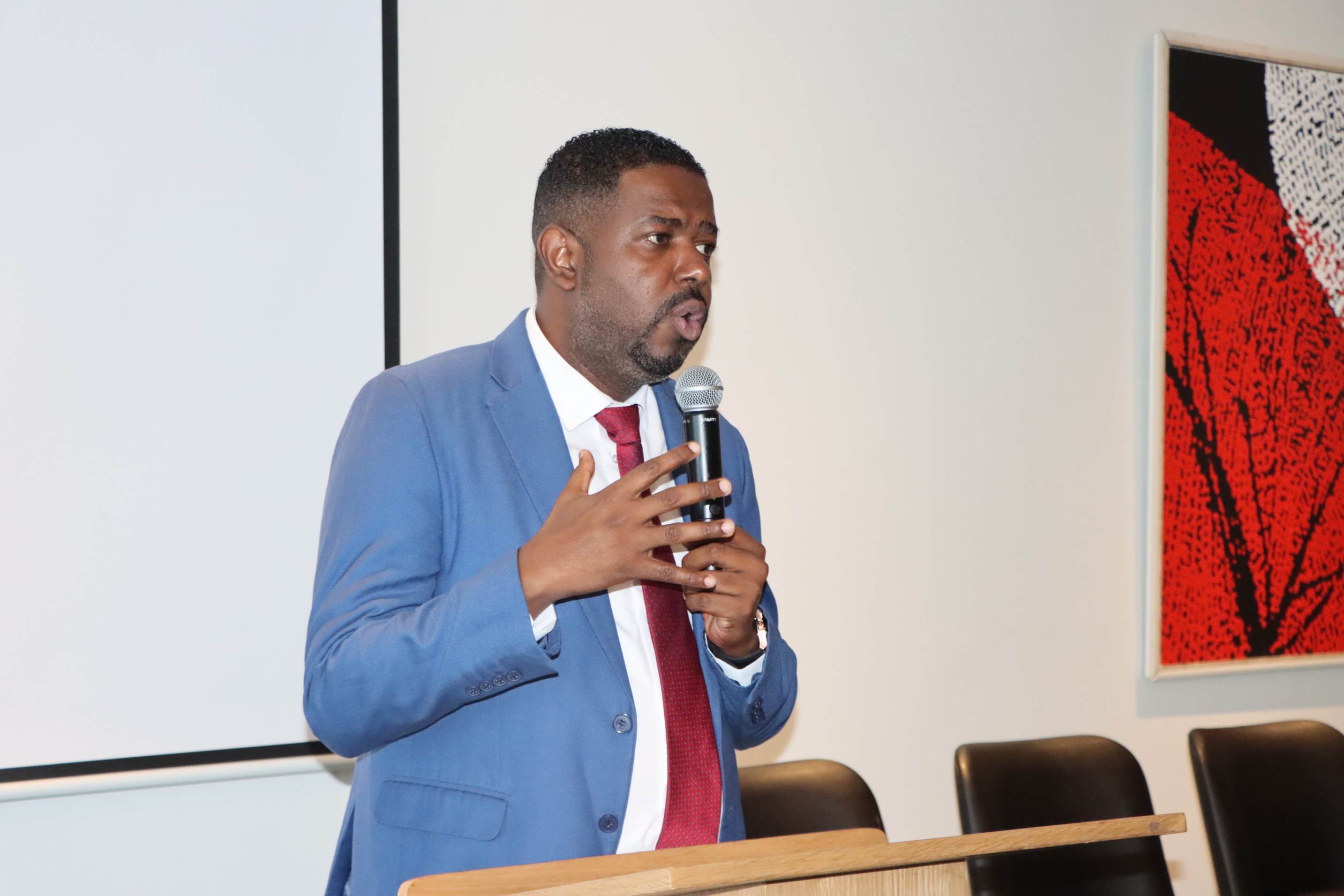 New county licensing law to grant automatic approval after 28 days