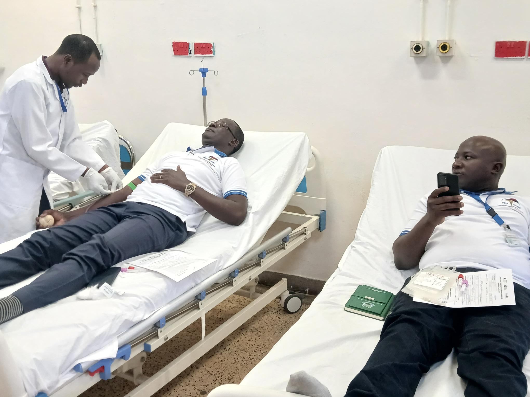 Kisumu nurses suspend protest to aid road crash victims