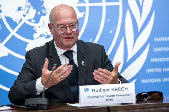 WHO warns of risks of extreme heat in the workplace