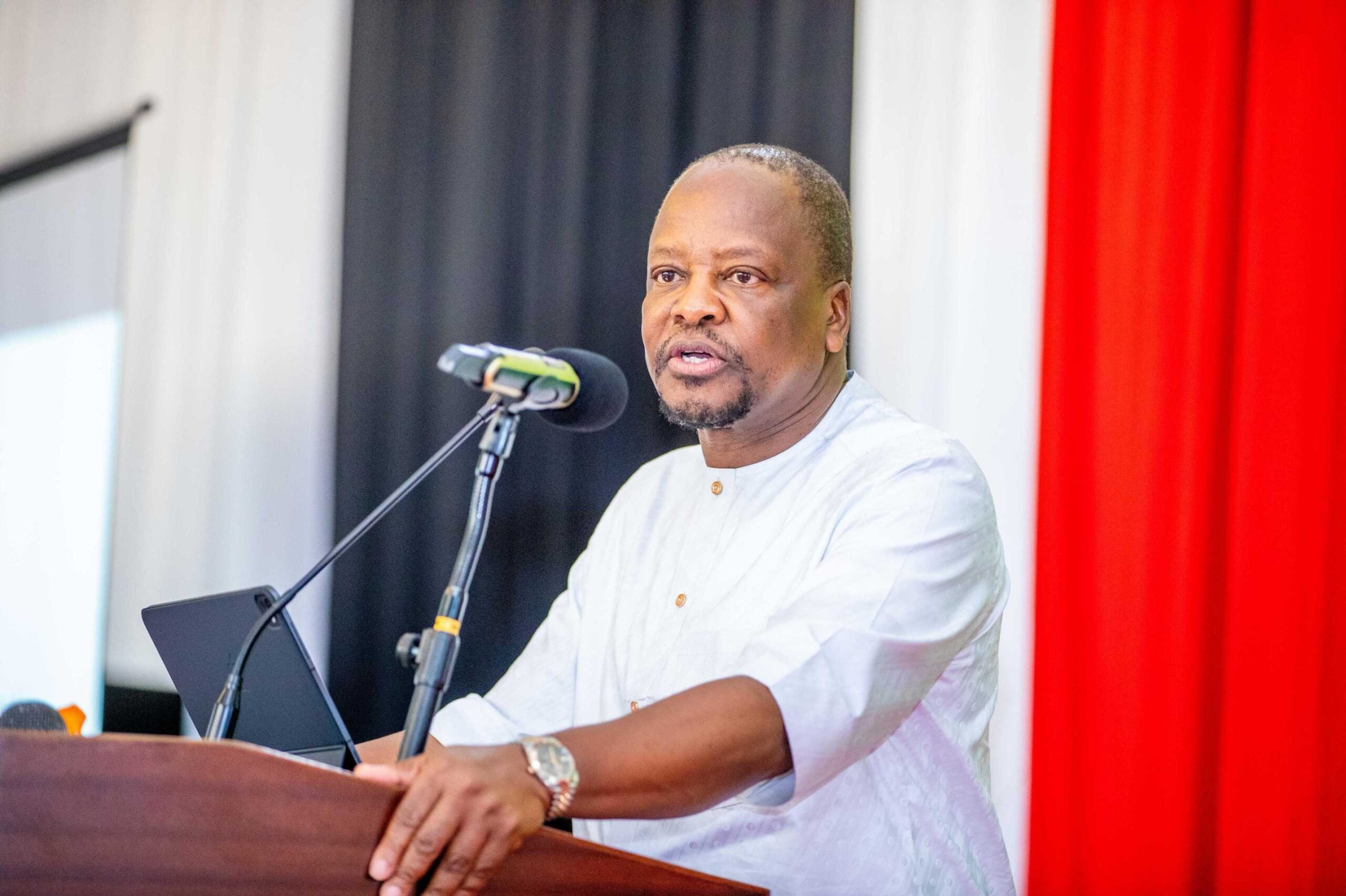 CS Kagwe warns politicians against turning tea prices into regional battle