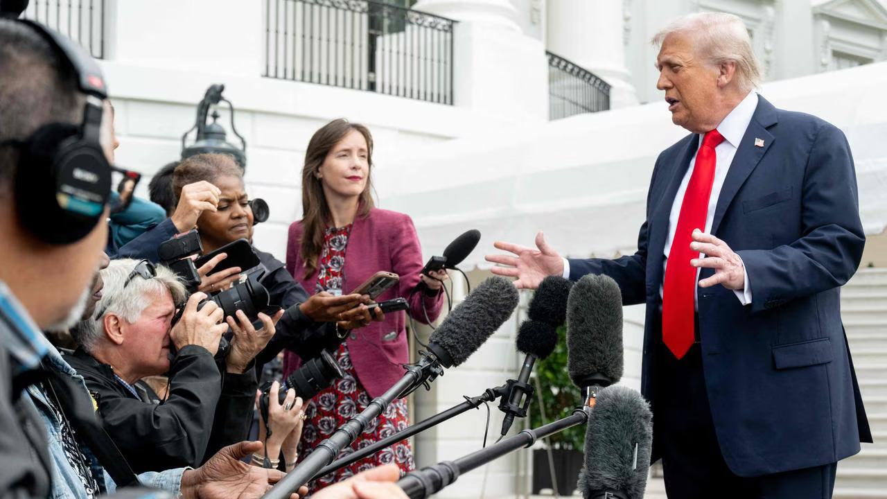 Trump accuses Australian journalist of "hurting Australia" in tense exchange